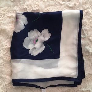 Diane Von Furstenberg Silk Scarf